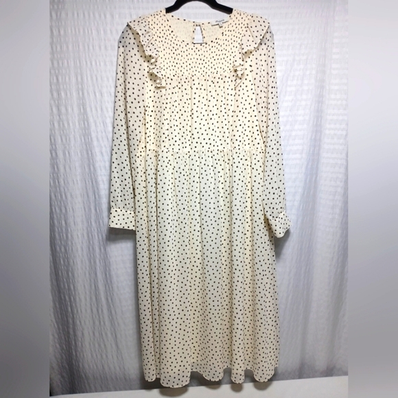 Madewell Smocked Ruffle- Shoulder Midi Dress In Inkbrush Dots. Size M - Picture 4 of 12